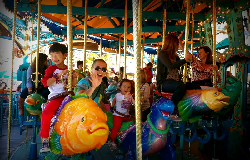 12 king triton carrousel
