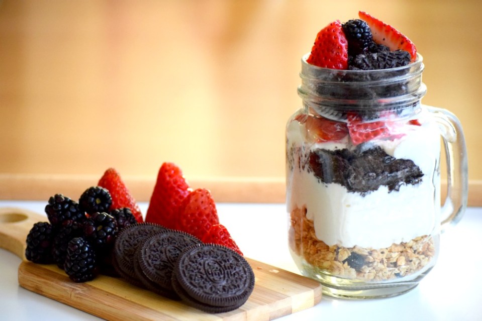oreo yogurt parfait