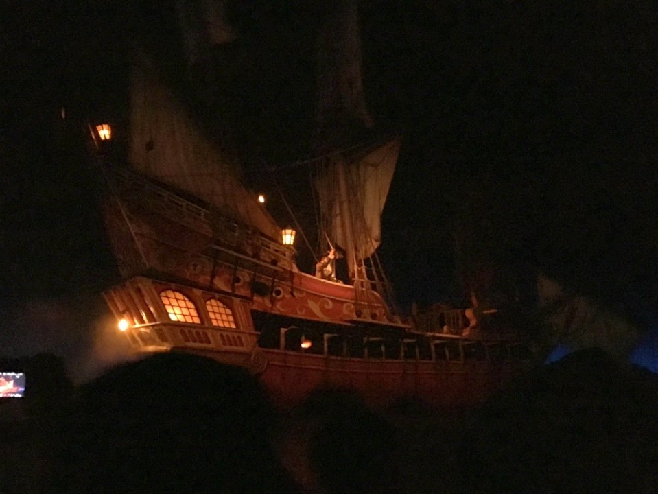 disneyland 20 pirates